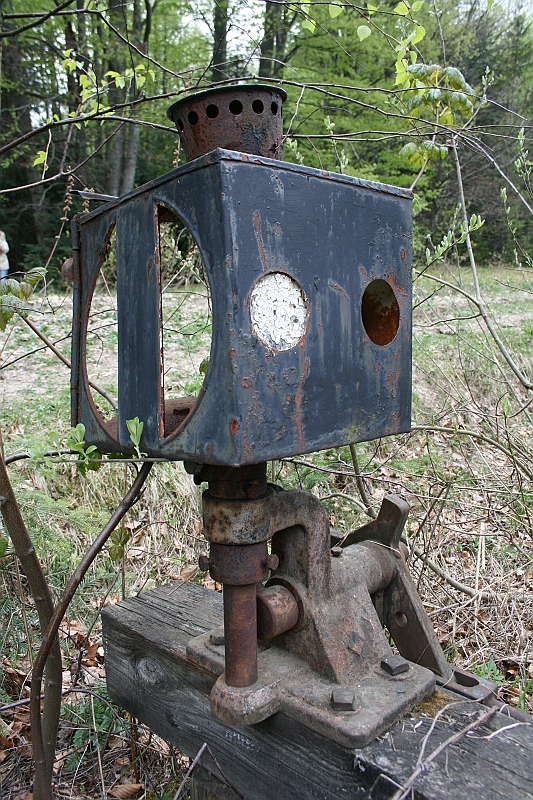 a 329
